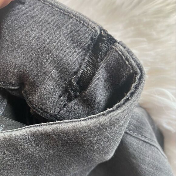 LIVERPOOL Pull On Jeans Dark Gray Elastic Waist Women’s Size 2P FLAWED - Picture 9 of 10